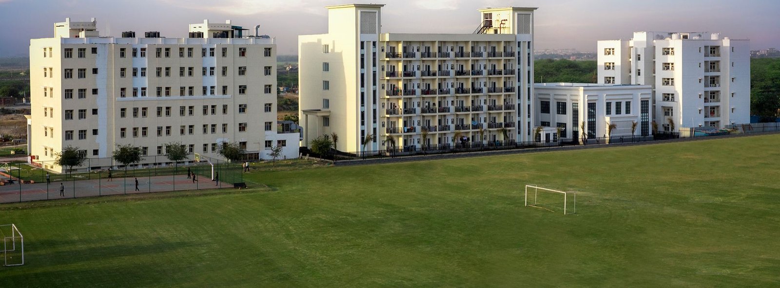 Banner Images - MET (4)